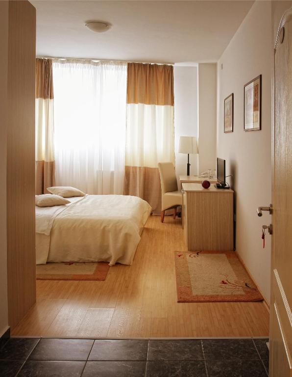 Garni Hotel Hamburg Zaječar Habitación foto
